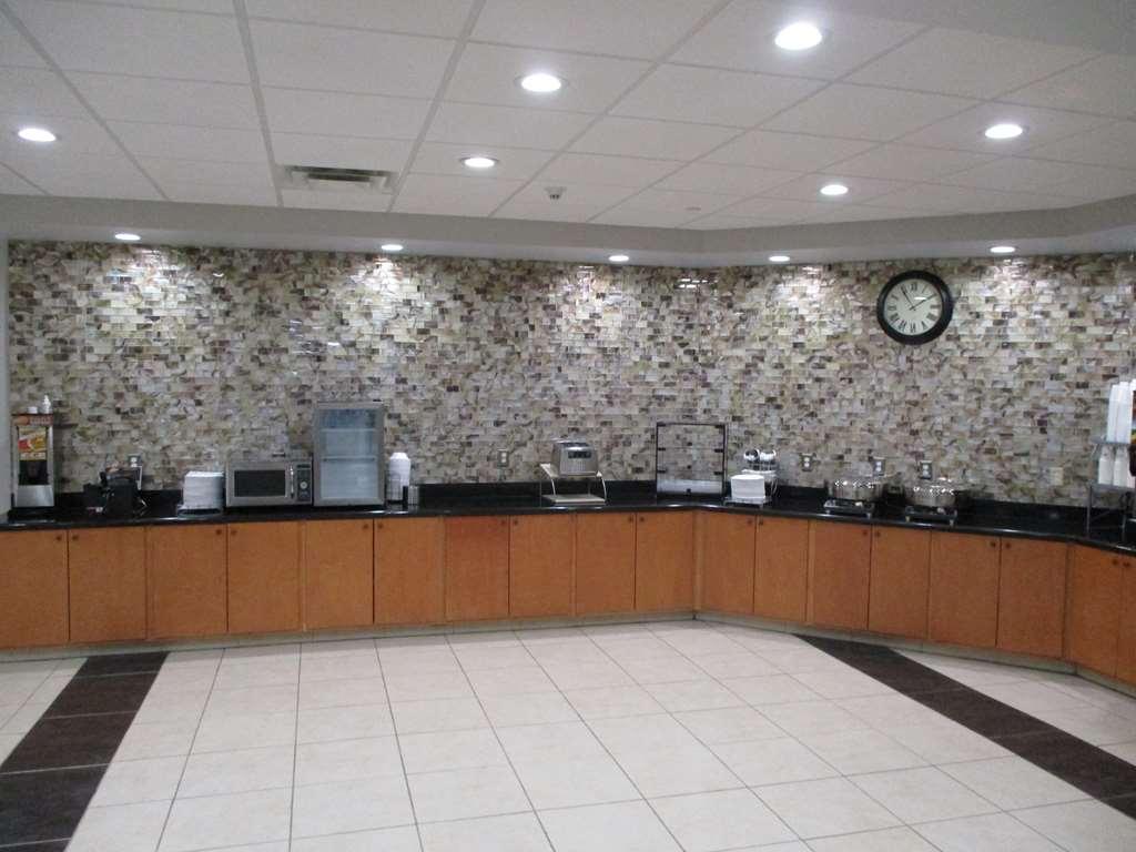 Best Western Plus Champaign/Urbana Inn Restaurant photo